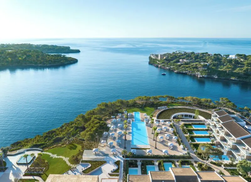 Ikos Porto Petro